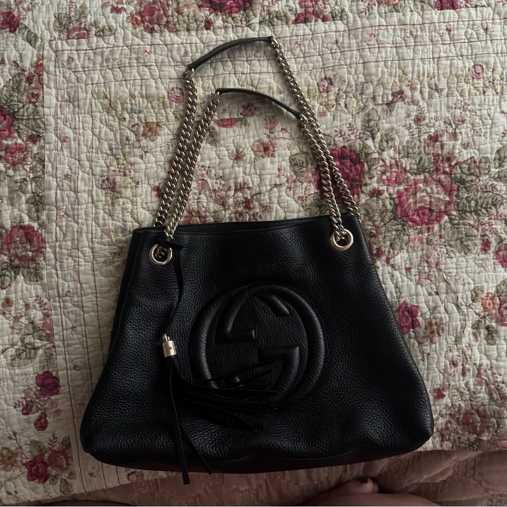 Gucci Black Leather Shoulder Bag with Chain Straps